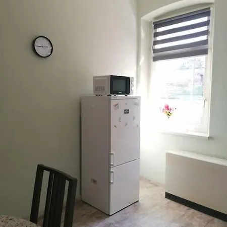 Ferienwohnung Und Zimmervermietung Zur Alten Post Claussnitz Exterior photo